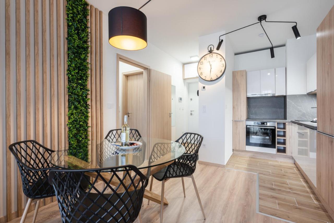 Westside River Apartment Budapest Exteriör bild
