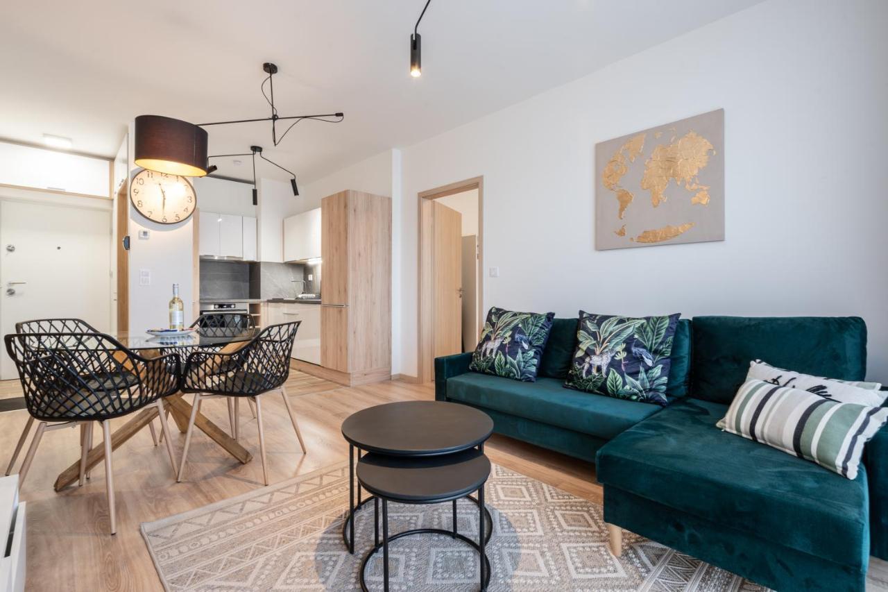Westside River Apartment Budapest Exteriör bild