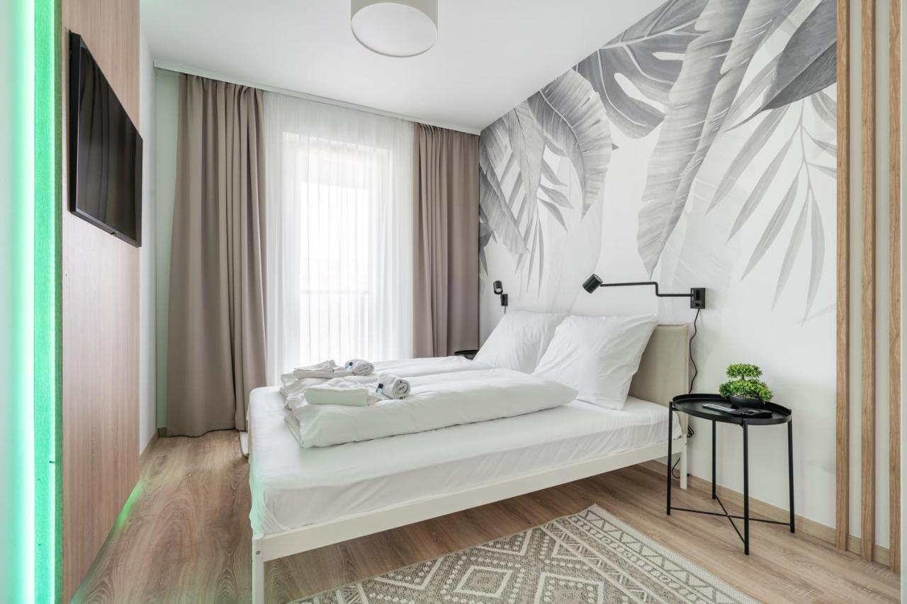 Westside River Apartment Budapest Exteriör bild